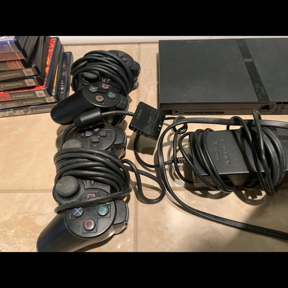 SOLD Ps2 slim with games ! Tested! - Picture 3 of 5